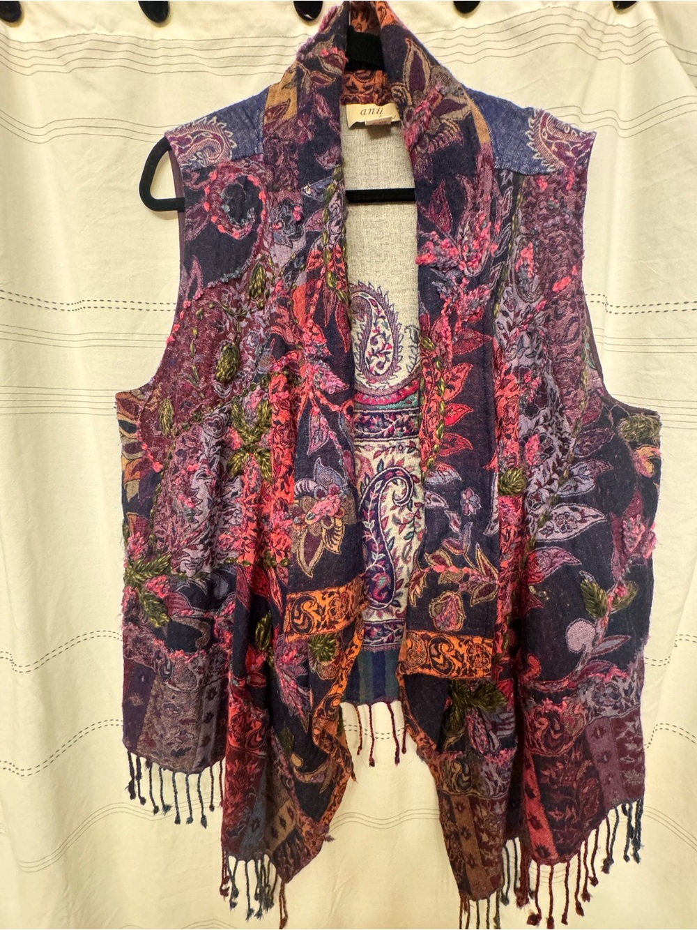Floral Paisley Open Front Sleeveless Vest — 100% Wool